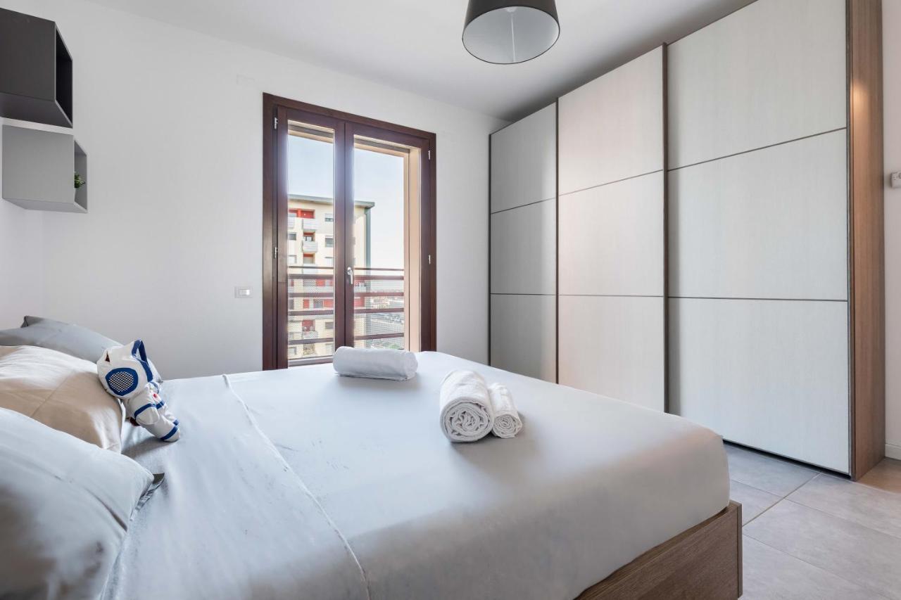 Appartement Sarca 11Th Floor à Milan Extérieur photo